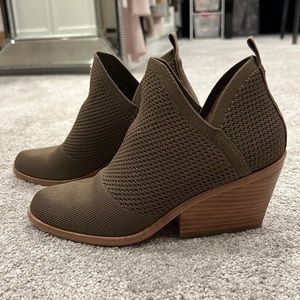 Eileen Fisher booties